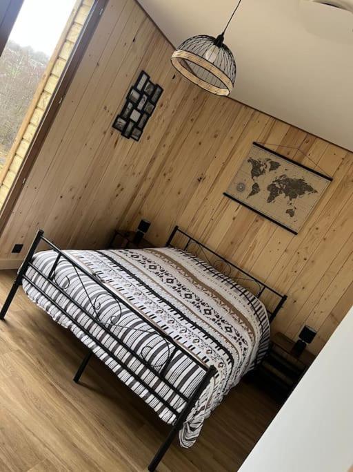 Chalet Les Bruyeres Proche Du Des Settons *